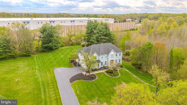 23 E KINCAID DR, West Windsor, NJ 08550