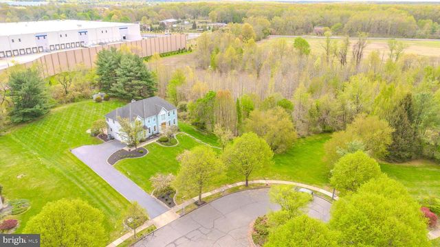 23 E KINCAID DR, West Windsor, NJ 08550