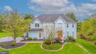 23 E KINCAID DR, West Windsor, NJ 08550