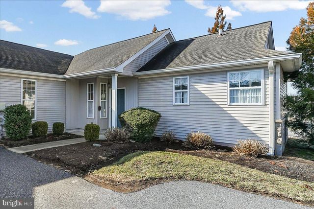 191 E HUNTING HORN LN, Glen Mills, PA 19342