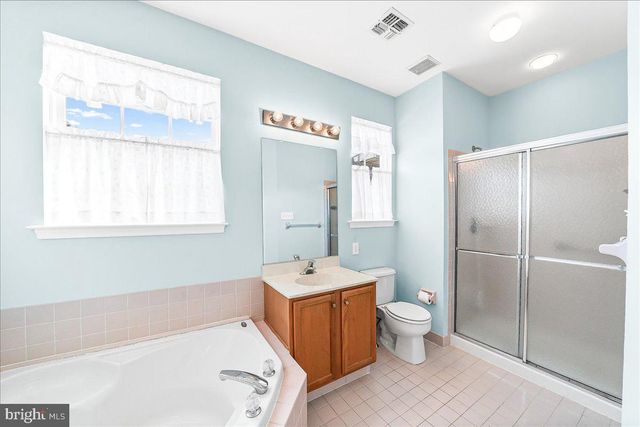 191 E HUNTING HORN LN, Glen Mills, PA 19342