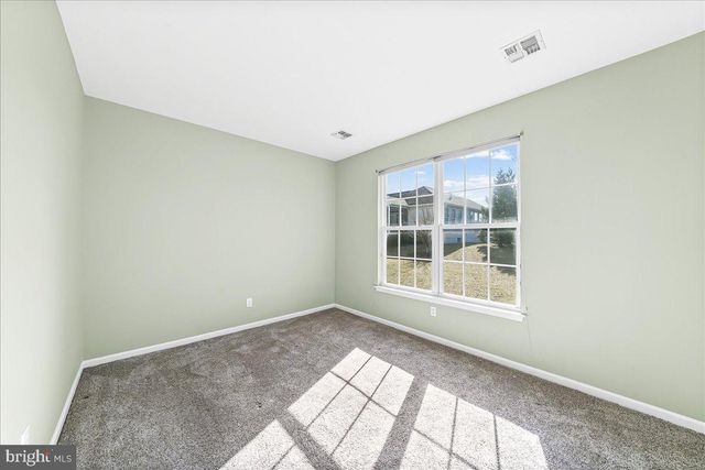 191 E HUNTING HORN LN, Glen Mills, PA 19342