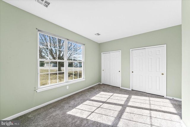 191 E HUNTING HORN LN, Glen Mills, PA 19342