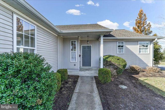 191 E HUNTING HORN LN, Glen Mills, PA 19342