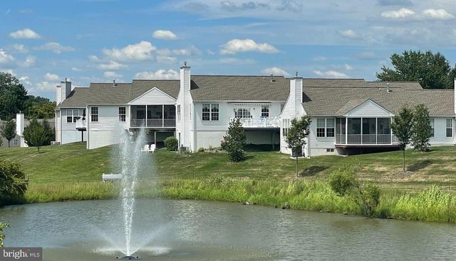 191 E HUNTING HORN LN, Glen Mills, PA 19342