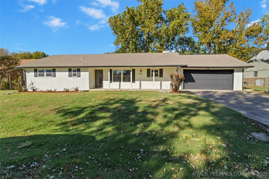 17401 E 78th Street North, Owasso, OK 74055