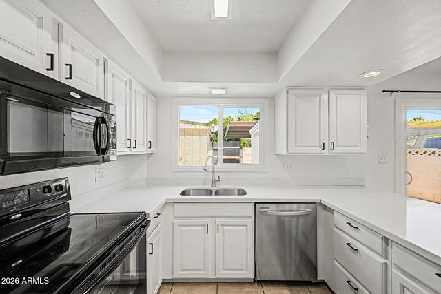8548 E MCDONALD Drive, Scottsdale, AZ 85250