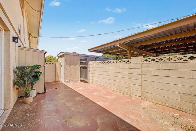 8548 E MCDONALD Drive, Scottsdale, AZ 85250