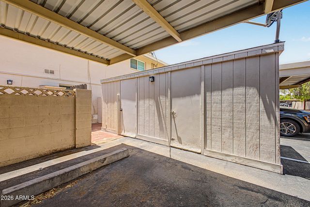 8548 E MCDONALD Drive, Scottsdale, AZ 85250