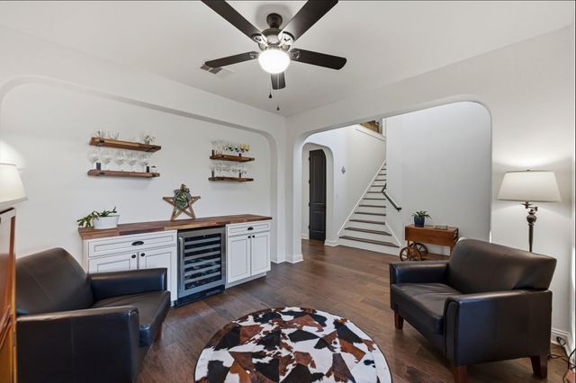 11129 Cherisse DR, Austin, TX 78739