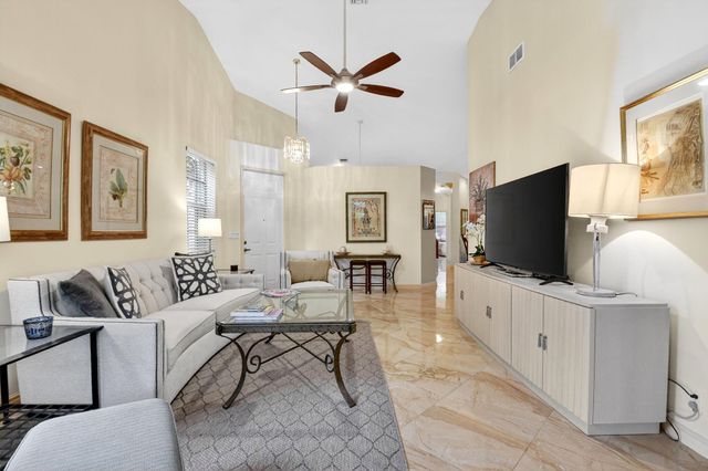 6164 Petunia Road, Delray Beach, FL 33484