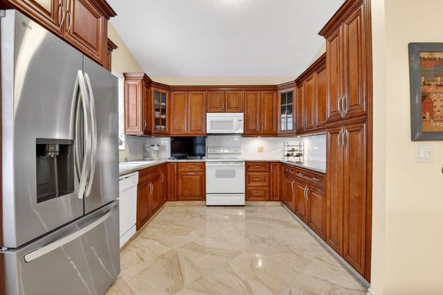 6164 Petunia Road, Delray Beach, FL 33484