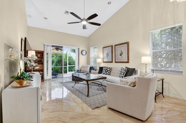 6164 Petunia Road, Delray Beach, FL 33484