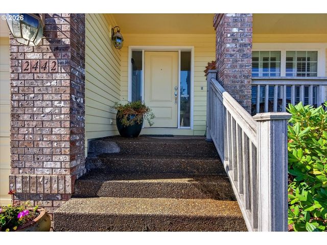 2442 Nw BROADWAY St, Albany, OR 97321