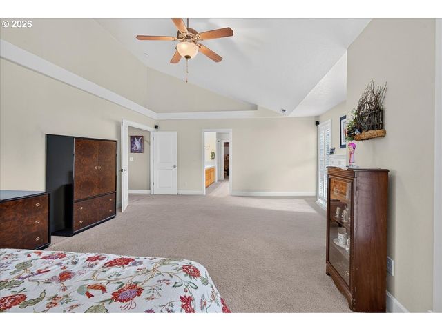 2442 Nw BROADWAY St, Albany, OR 97321