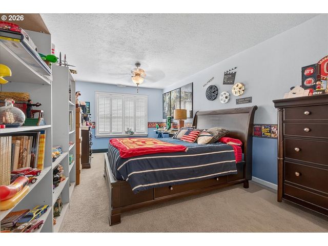 2442 Nw BROADWAY St, Albany, OR 97321
