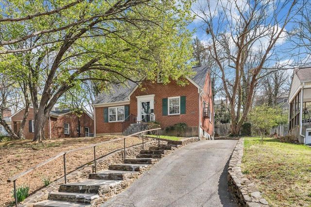 2522 Livingston RD, Roanoke, VA 24015