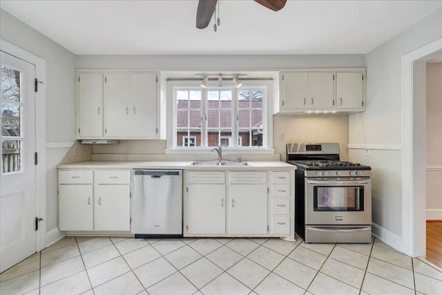 2522 Livingston RD, Roanoke, VA 24015