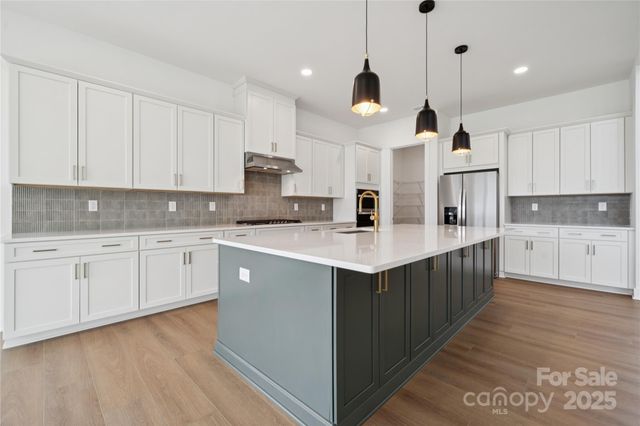 5111 Mint Harbor Way 408, Charlotte, NC 28269