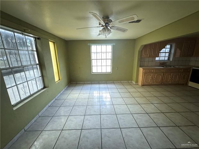 1306 N Raucon Street, Roma, TX 78584