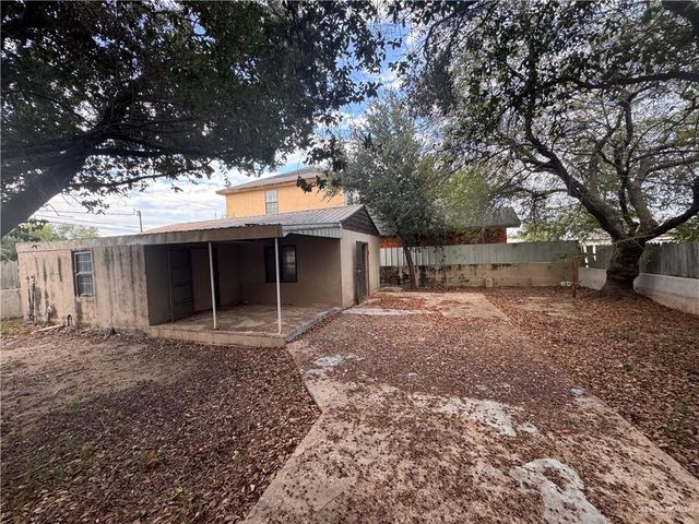 1306 N Raucon Street, Roma, TX 78584