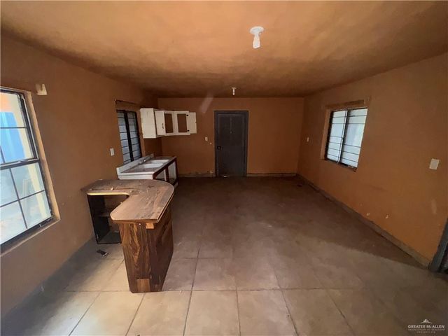 1306 N Raucon Street, Roma, TX 78584