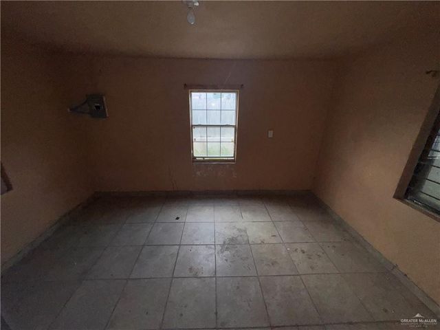 1306 N Raucon Street, Roma, TX 78584