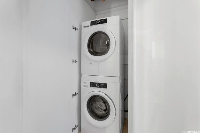 987 Queen Street 3006, Honolulu, HI 96814
