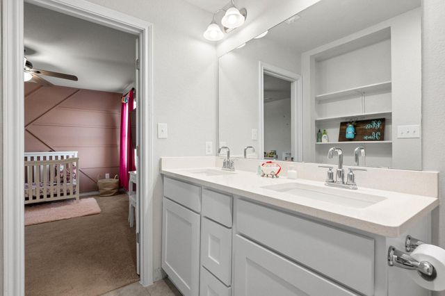 187 Buttonwood DR, Buda, TX 78610