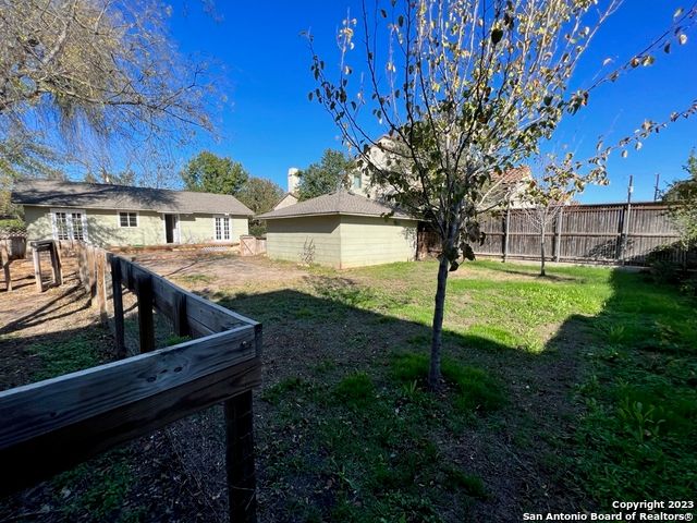 370 E Sunset, San Antonio, TX 78209