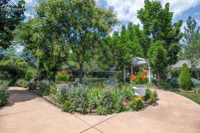 420 S 19th Street, Colorado Springs, CO 80904