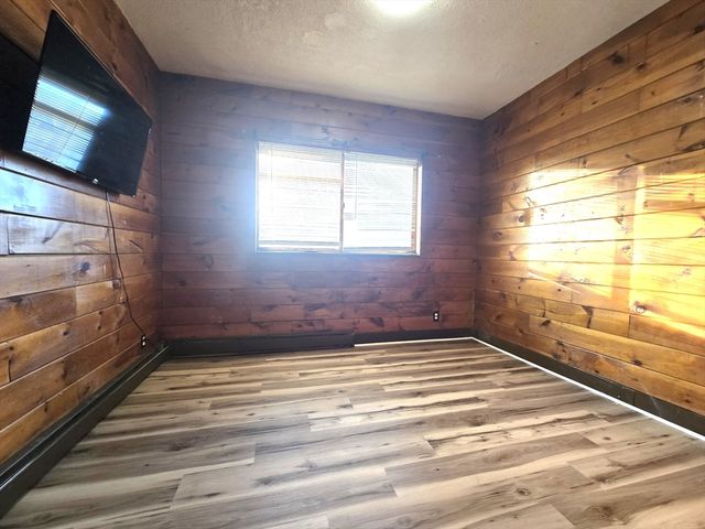 9 Cedar St 1R, Taunton, MA 02780