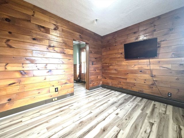 9 Cedar St 1R, Taunton, MA 02780