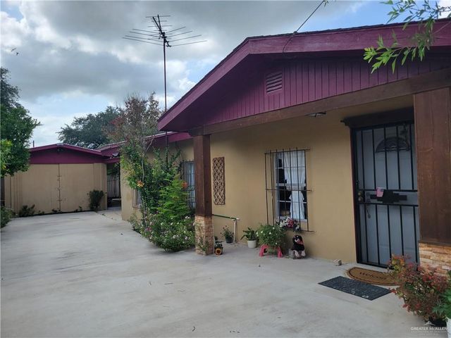 313 Crisantema Street, Sullivan City, TX 78595