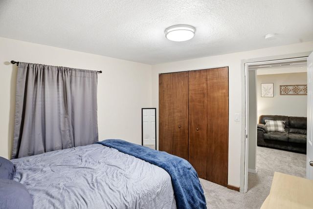 2303 7th Avenue E, North Saint Paul, MN 55109