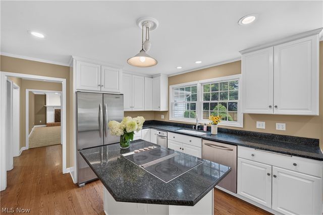 7671 Salem Drive, Hudson, OH 44236