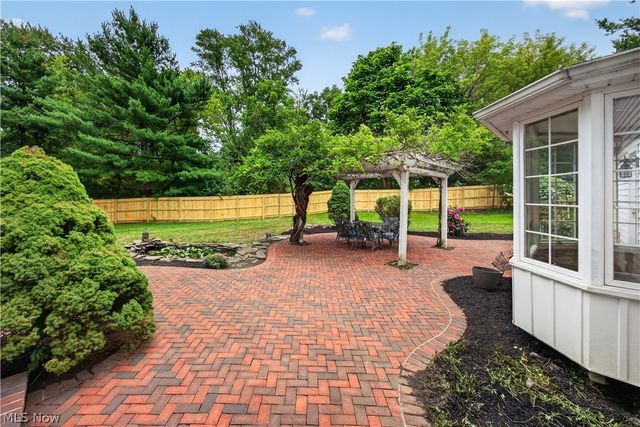7671 Salem Drive, Hudson, OH 44236
