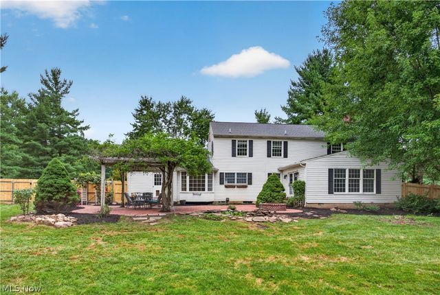 7671 Salem Drive, Hudson, OH 44236