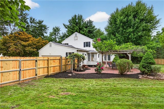 7671 Salem Drive, Hudson, OH 44236