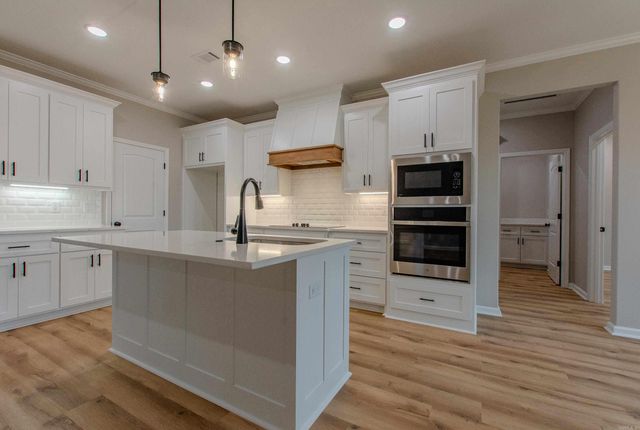 101 Barton Street, Beebe, AR 72012