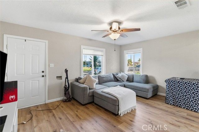 4530 E Mckenzie, Fresno, CA 93702