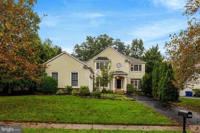 902 LEONA LN, Herndon, VA 20170