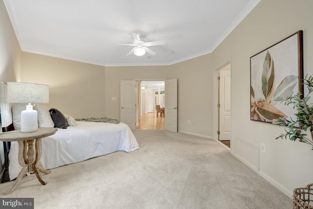 902 LEONA LN, Herndon, VA 20170