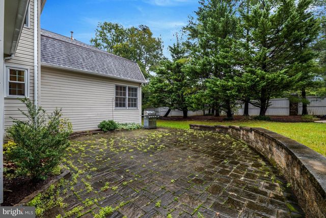 902 LEONA LN, Herndon, VA 20170