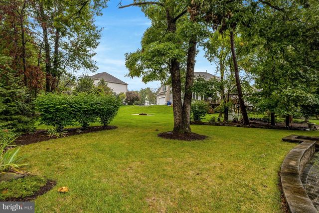 902 LEONA LN, Herndon, VA 20170