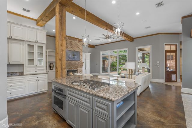 10940 Belle Cour Way, Shreveport, LA 71106