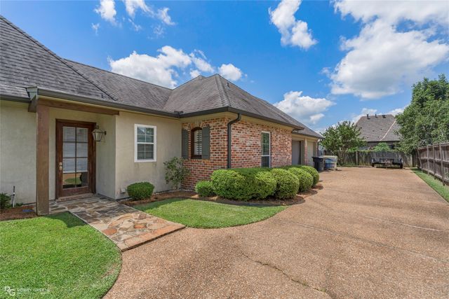 10940 Belle Cour Way, Shreveport, LA 71106
