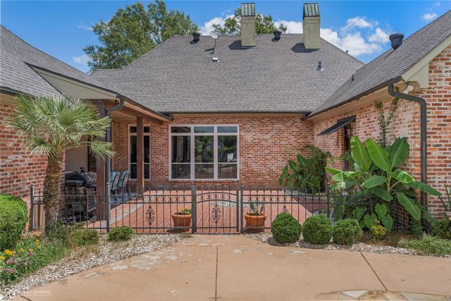 10940 Belle Cour Way, Shreveport, LA 71106