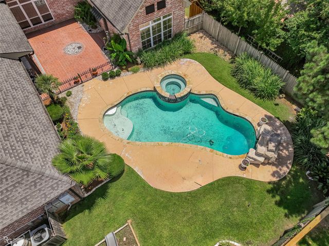 10940 Belle Cour Way, Shreveport, LA 71106