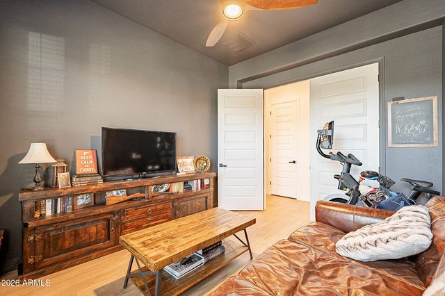 9960 E STROBE Avenue, Mesa, AZ 85212